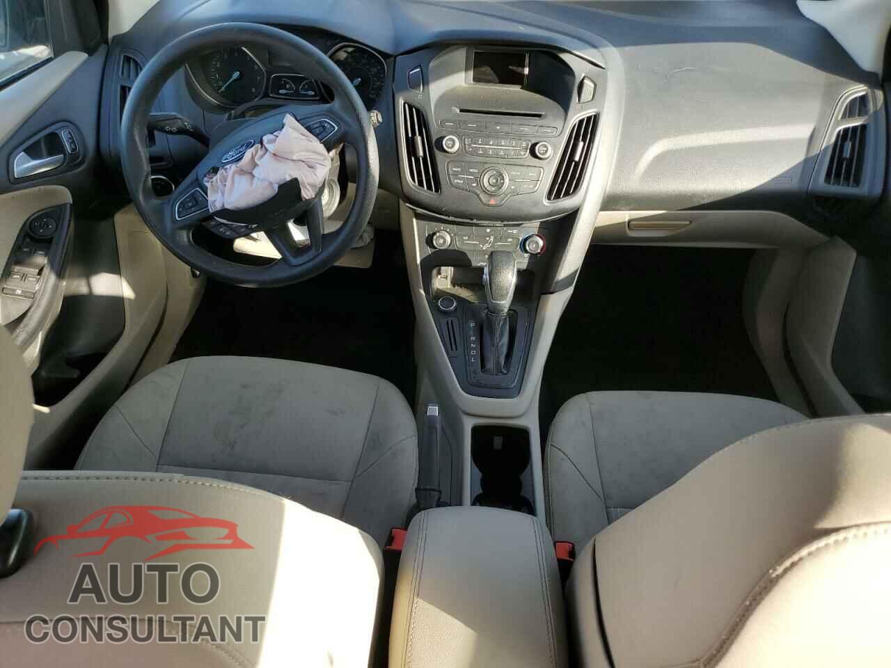 FORD FOCUS 2017 - 1FADP3K27HL231295