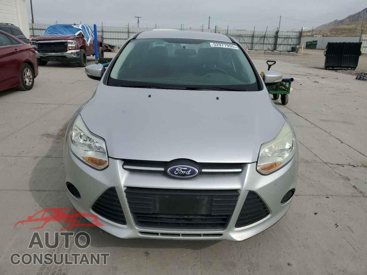 FORD FOCUS 2014 - 1FADP3F26EL427475