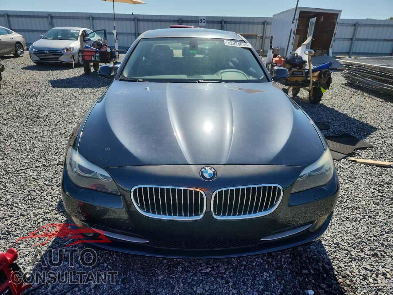 BMW 5 SERIES 2011 - WBAFR1C55BC742079