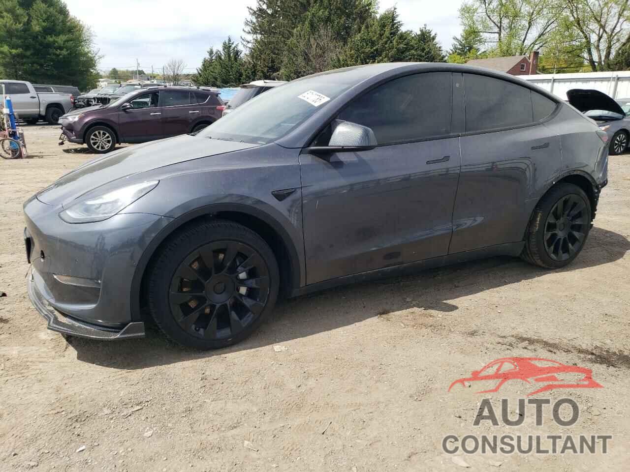 TESLA MODEL Y 2020 - 5YJYGDEE6LF033181