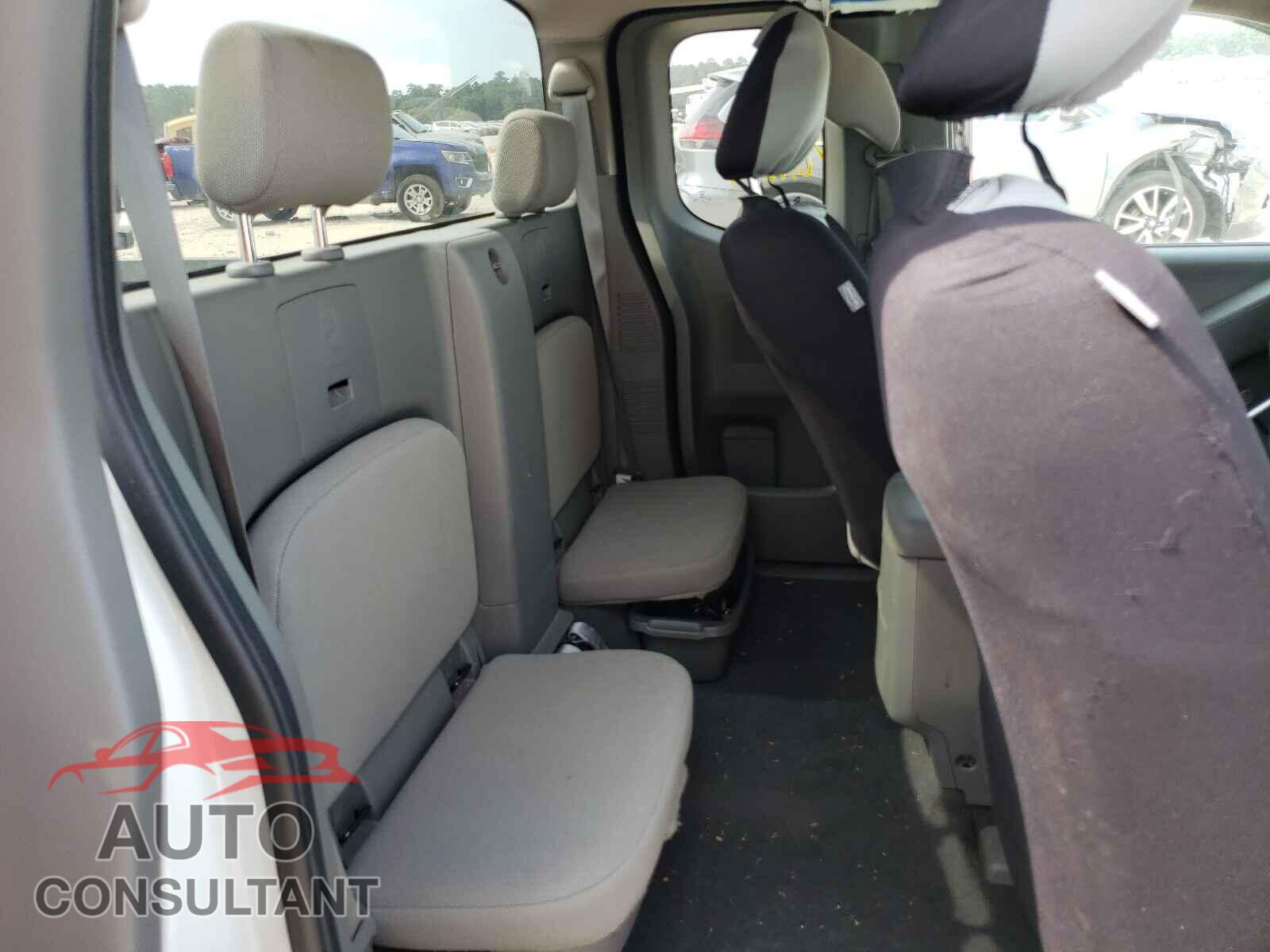 NISSAN FRONTIER 2018 - 1N6BD0CT7JN767977
