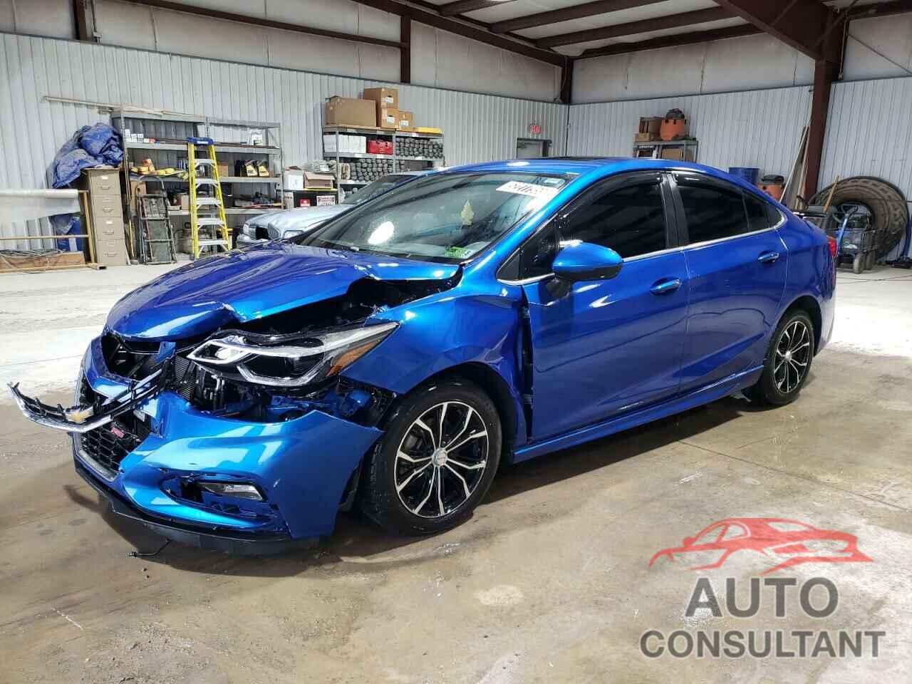 CHEVROLET CRUZE 2018 - 1G1BE5SM8J7211195