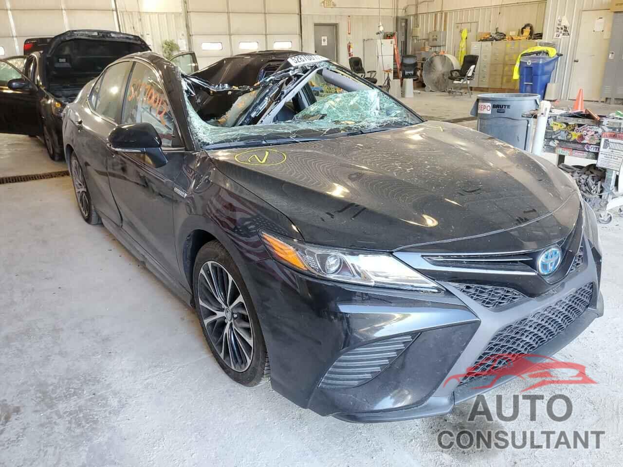TOYOTA CAMRY 2019 - 4T1B21HK8KU520033