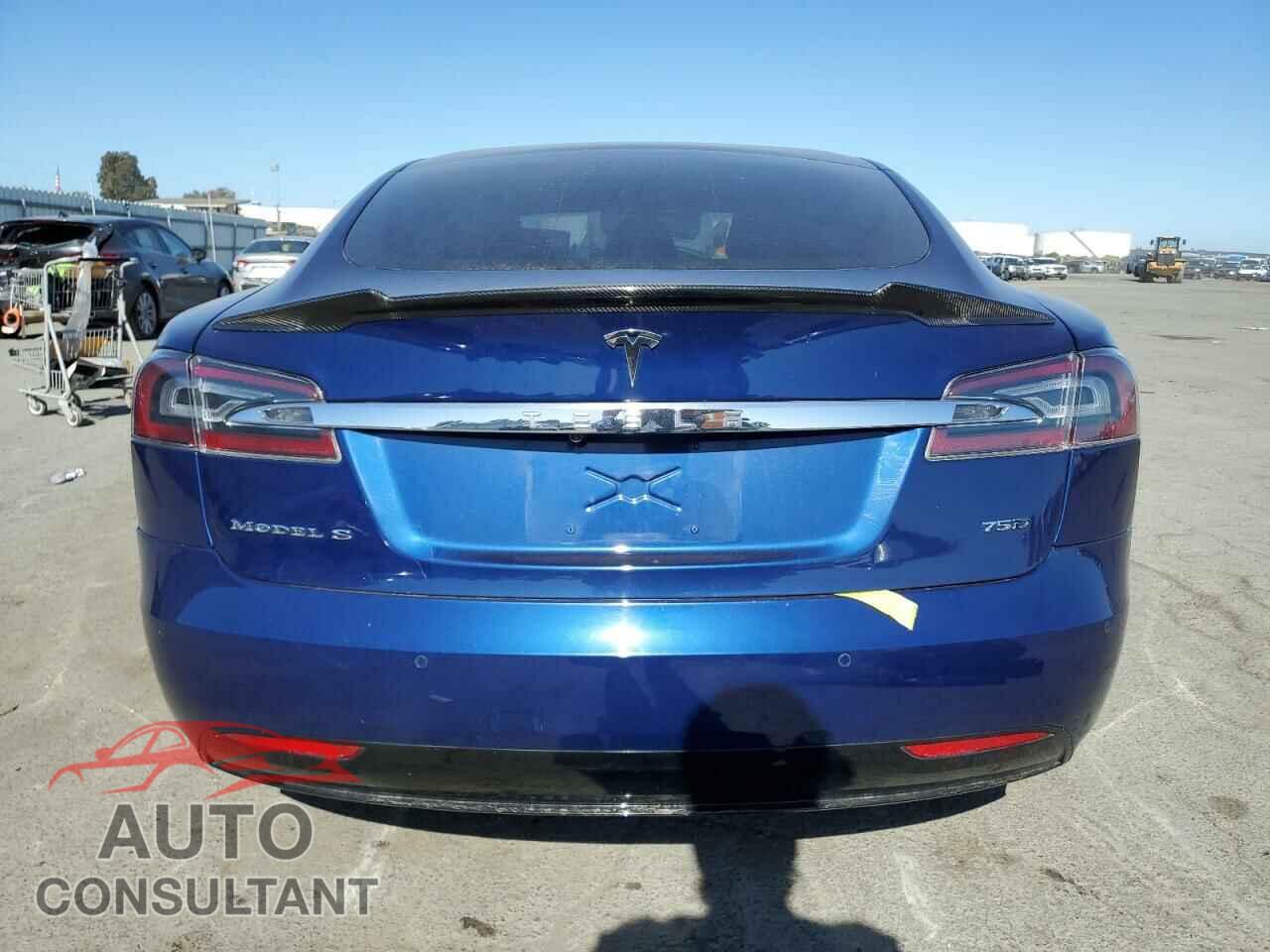 TESLA MODEL S 2018 - 5YJSA1E26JF300098
