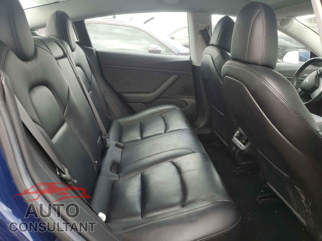 TESLA MODEL 3 2018 - 5YJ3E1EA5JF033374