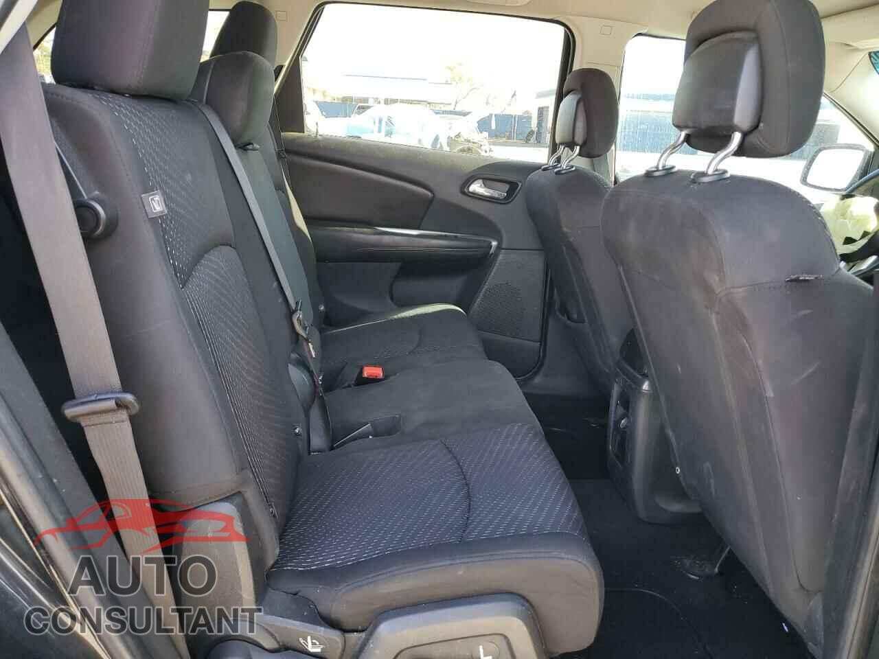 DODGE JOURNEY 2015 - 3C4PDCAB4FT752672