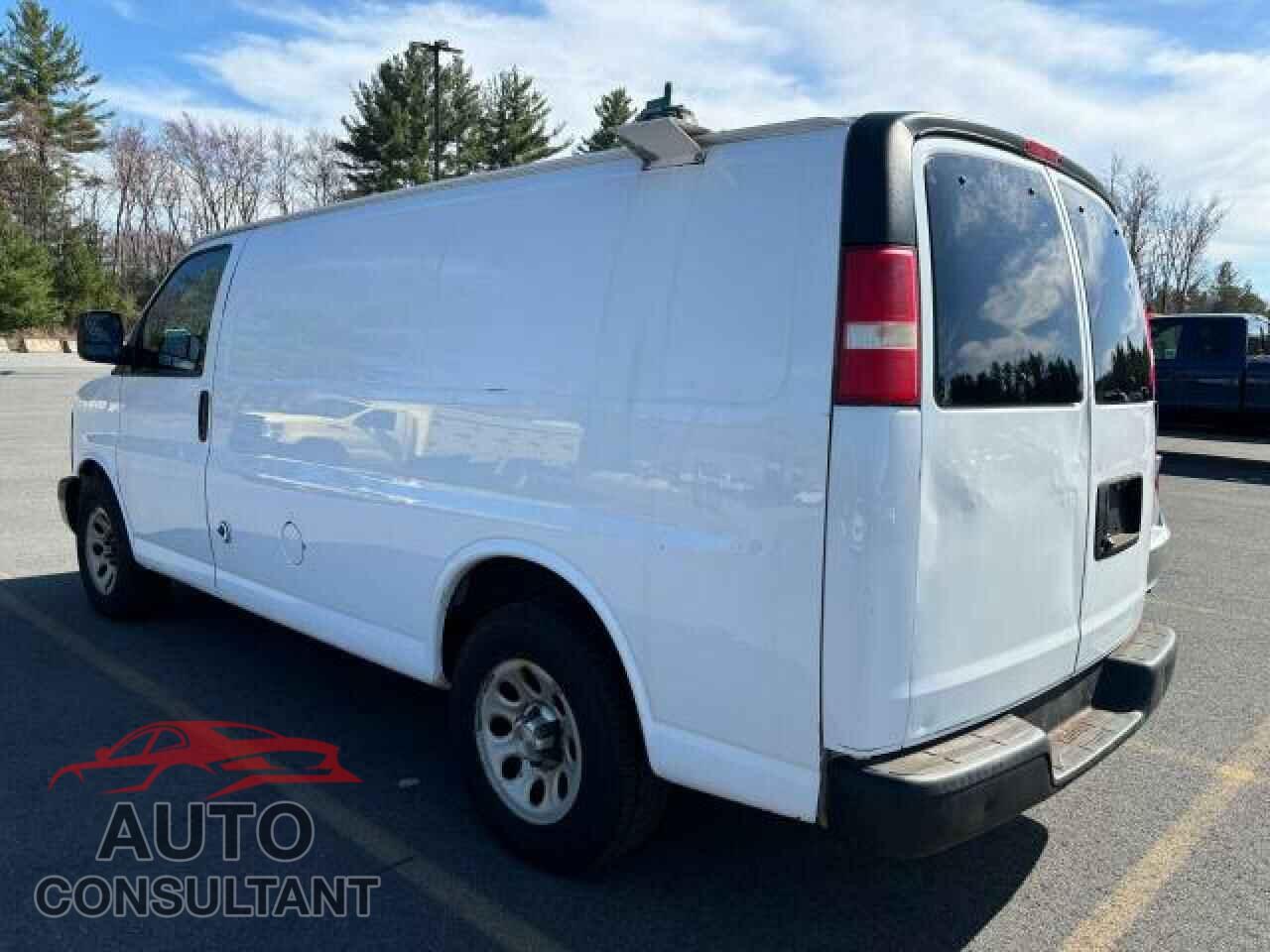CHEVROLET EXPRESS 2014 - 1GCSHAF42E1128257