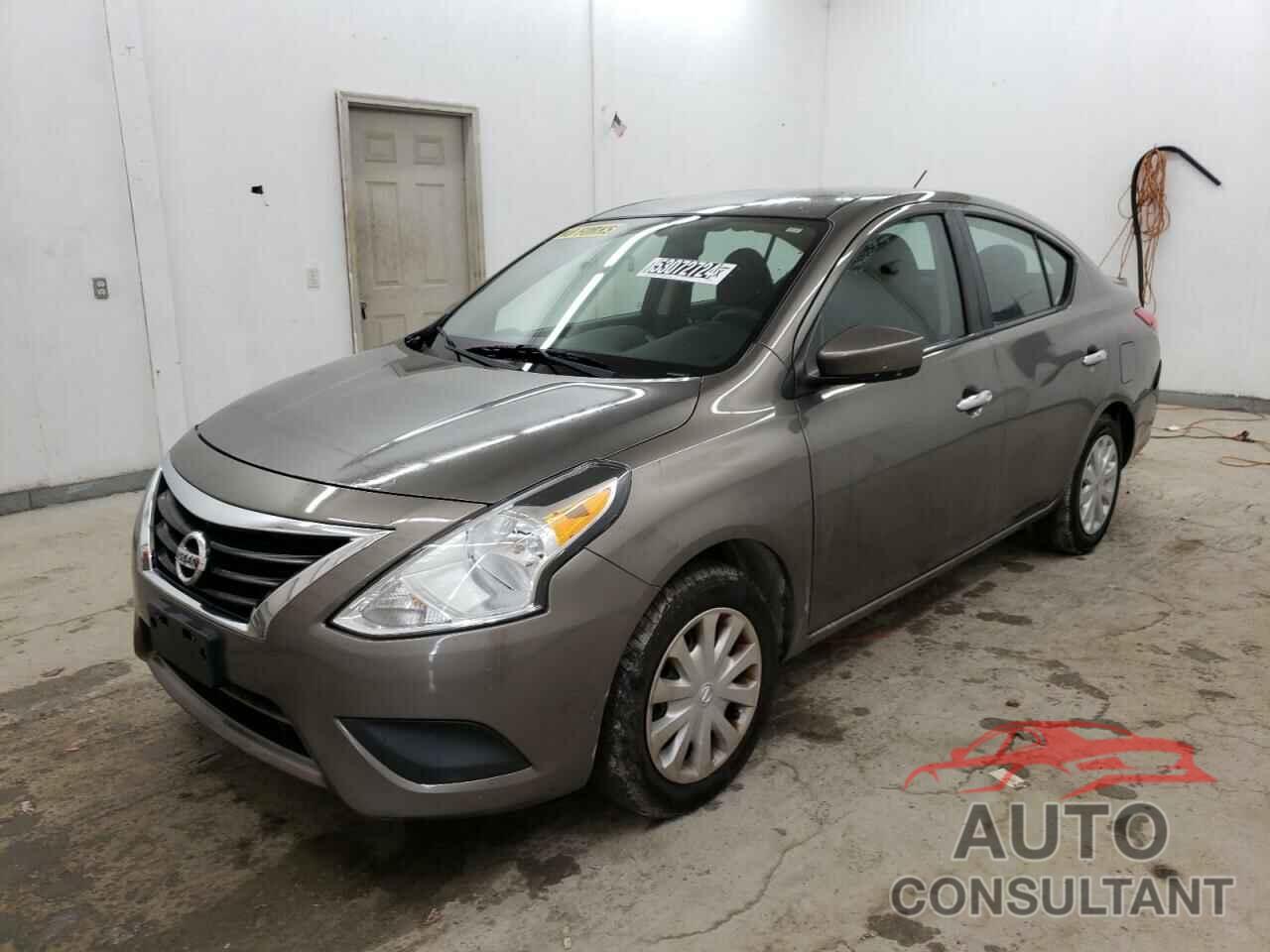 NISSAN VERSA 2017 - 3N1CN7AP4HL802233