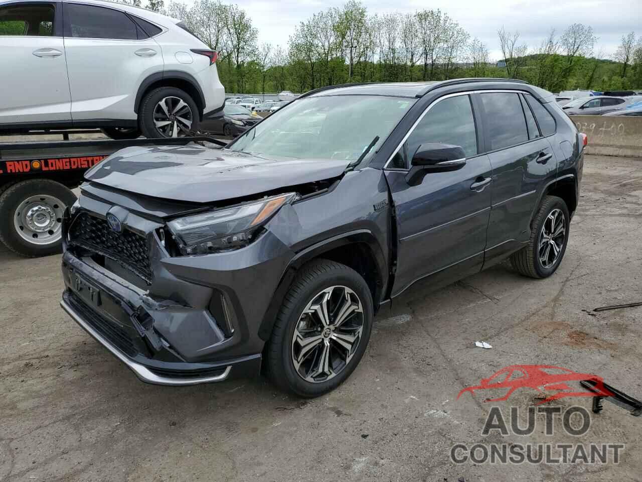 TOYOTA RAV4 2023 - JTMEB3FV7PD115167