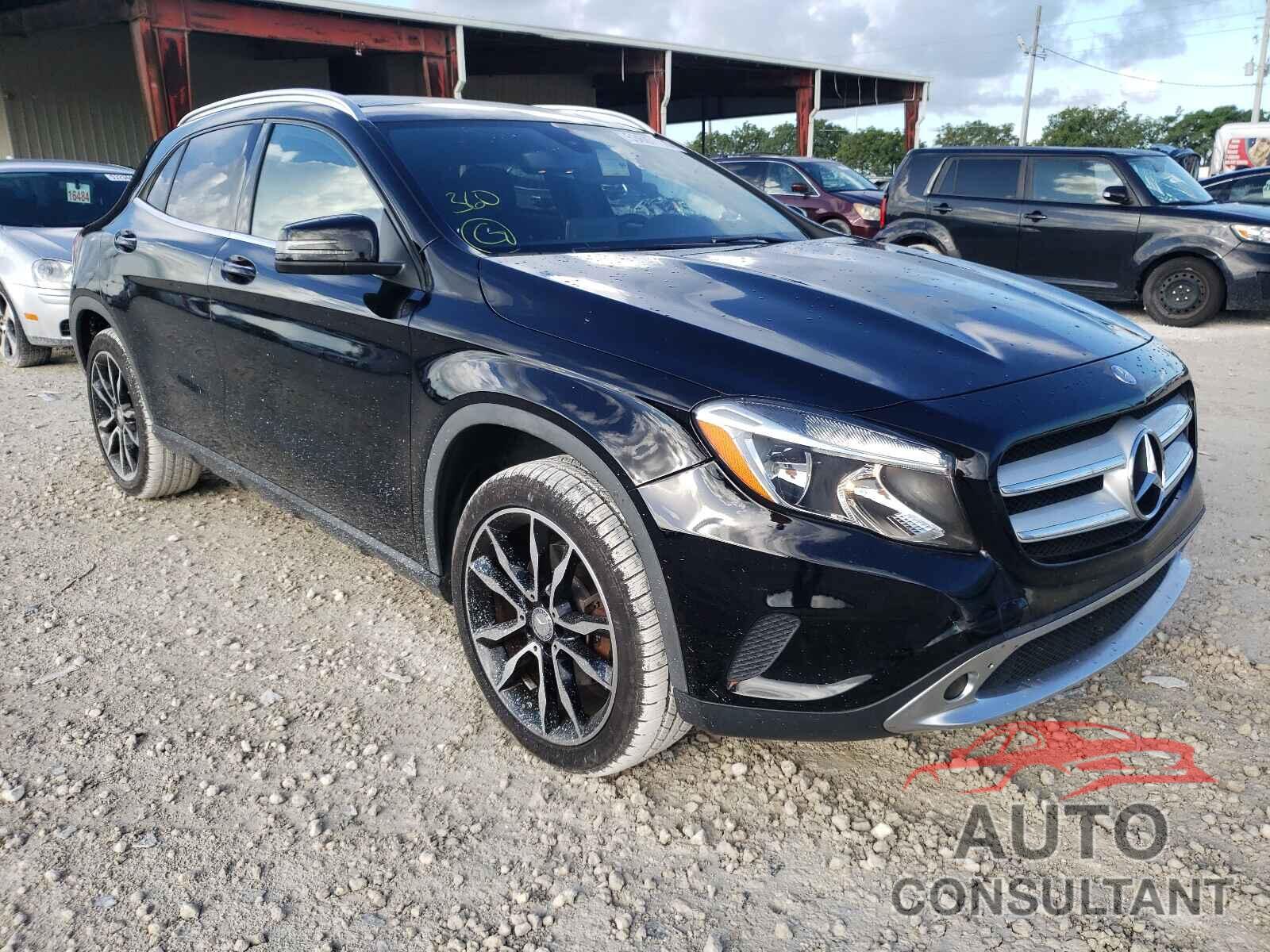 MERCEDES-BENZ GLA-CLASS 2017 - WDCTG4EB4HJ288826