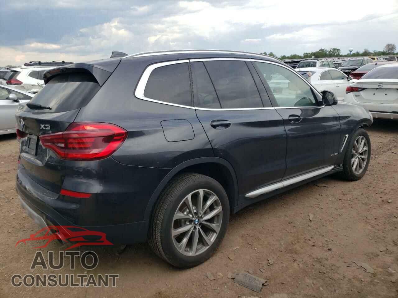 BMW X3 2018 - 5UXTR9C5XJLD65155