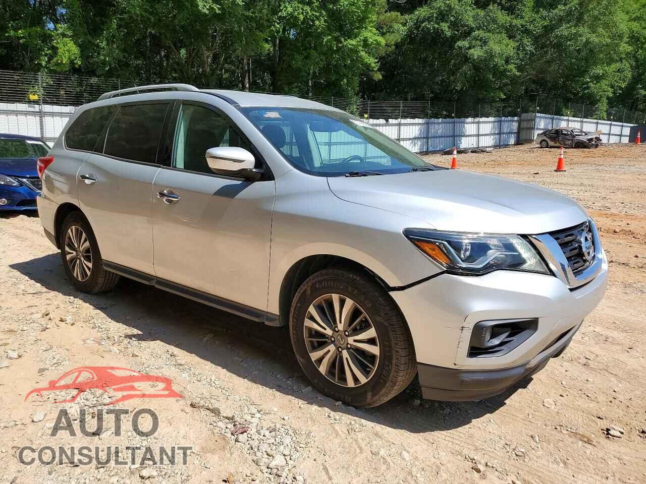 NISSAN PATHFINDER 2017 - 5N1DR2MN4HC661948