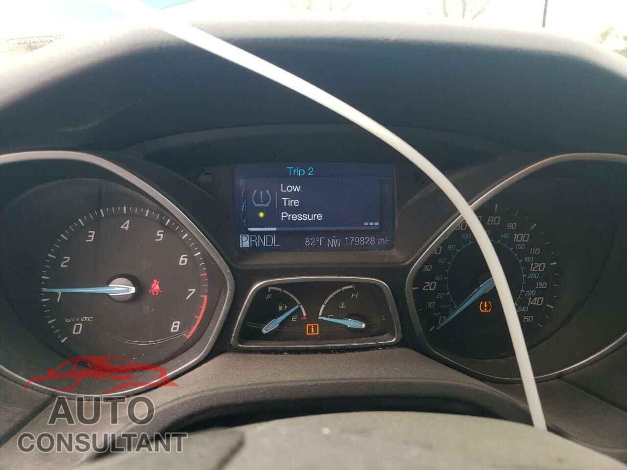 FORD FOCUS 2012 - 1FAHP3F22CL267562