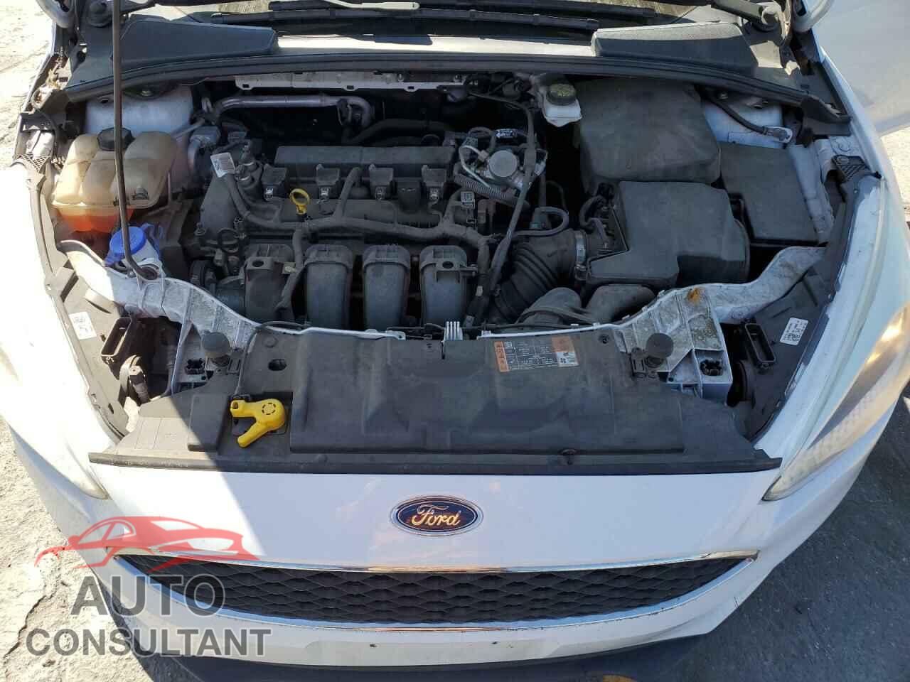 FORD FOCUS 2017 - 1FADP3E20HL348180