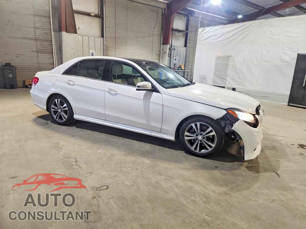 MERCEDES-BENZ E-CLASS 2015 - WDDHF9HB2FB143479