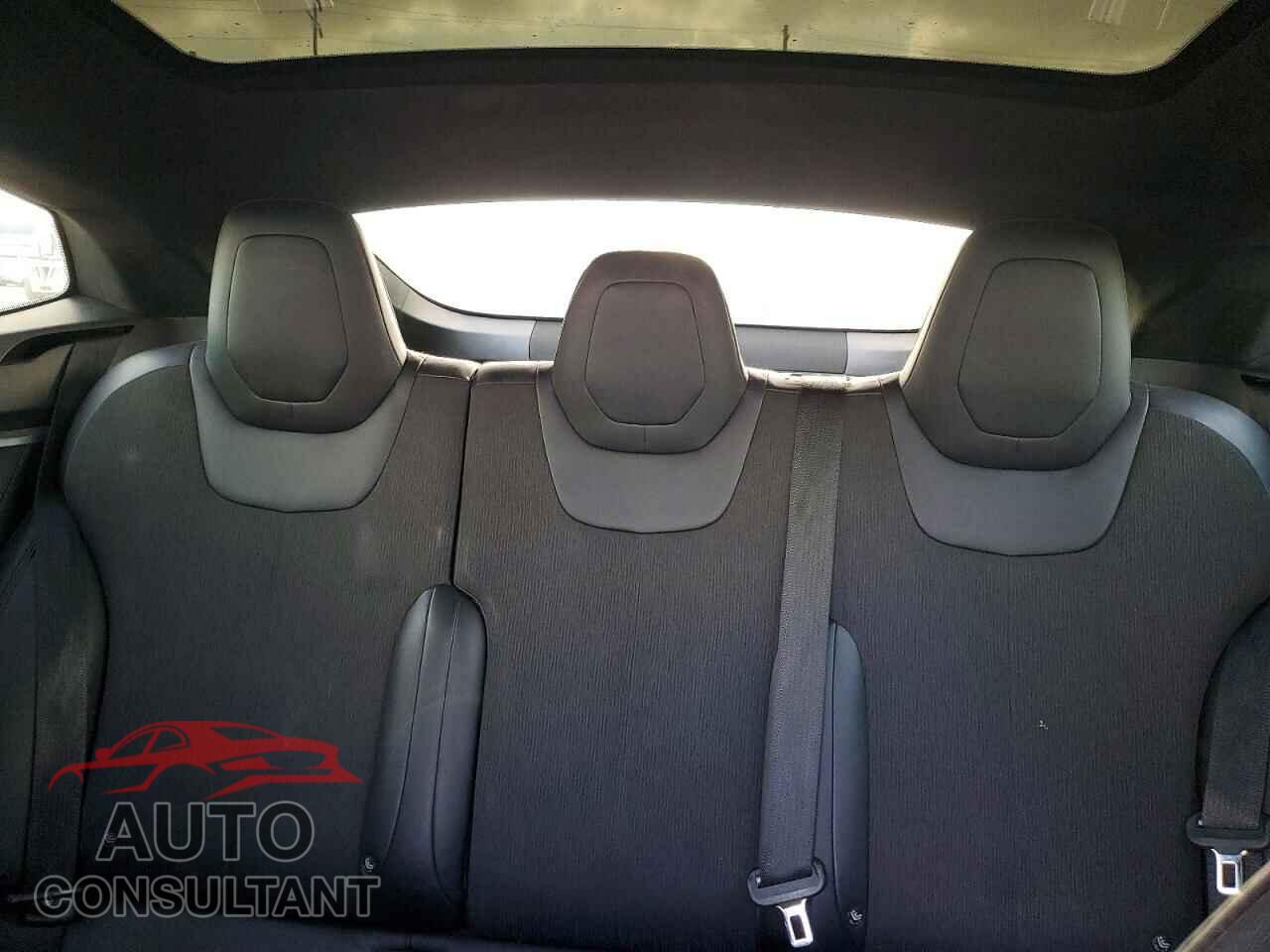 TESLA MODEL S 2016 - 5YJSA1E16GF161090