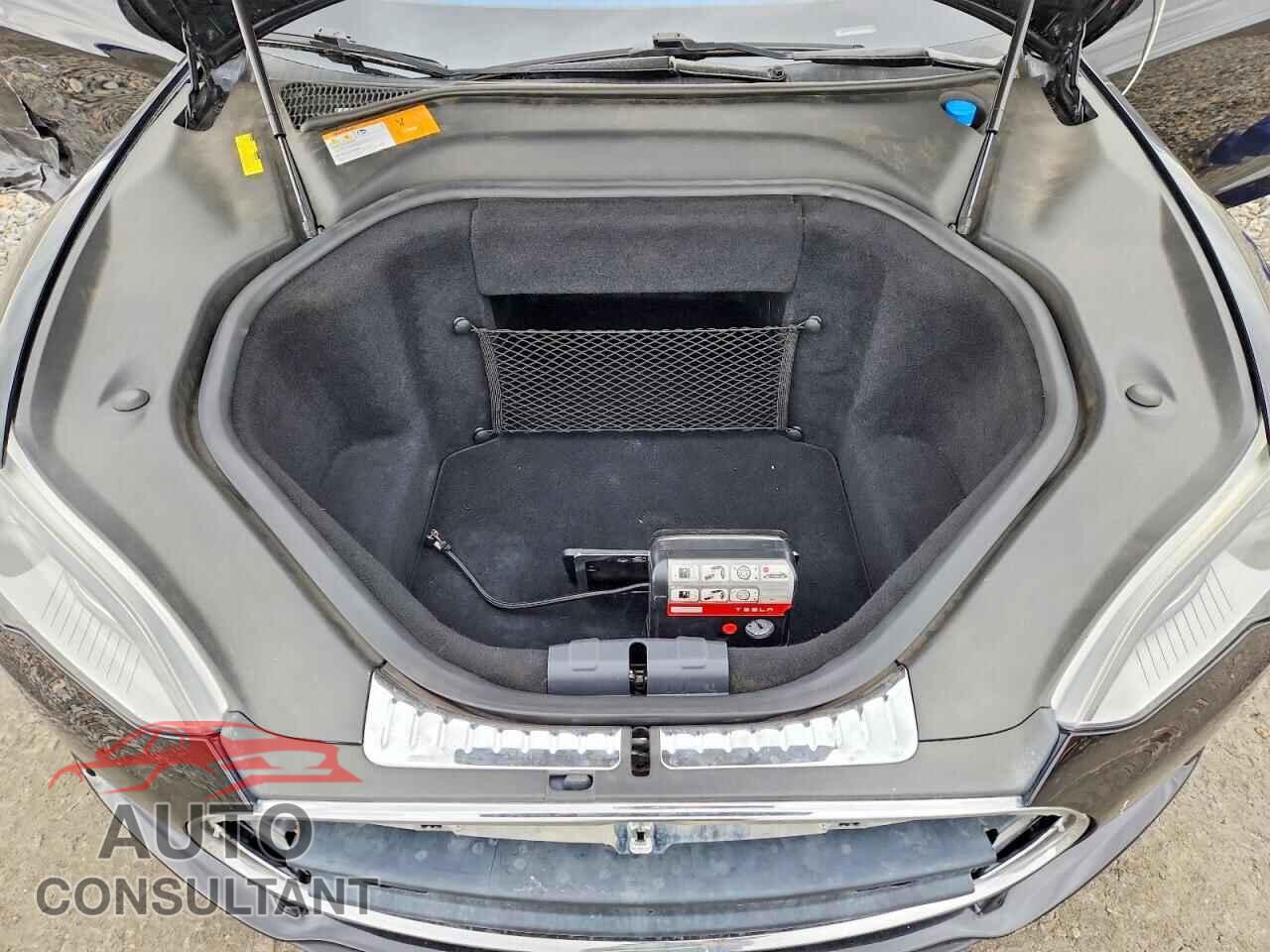 TESLA MODEL S 2013 - 5YJSA1DP4DFP13638