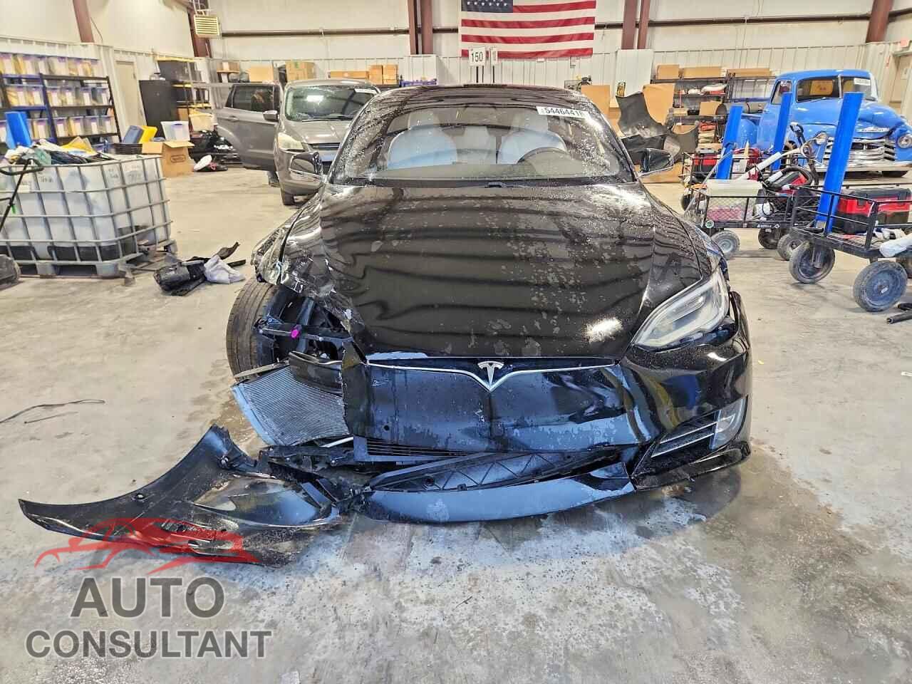 TESLA MODEL S 2020 - 5YJSA1E28LF399767