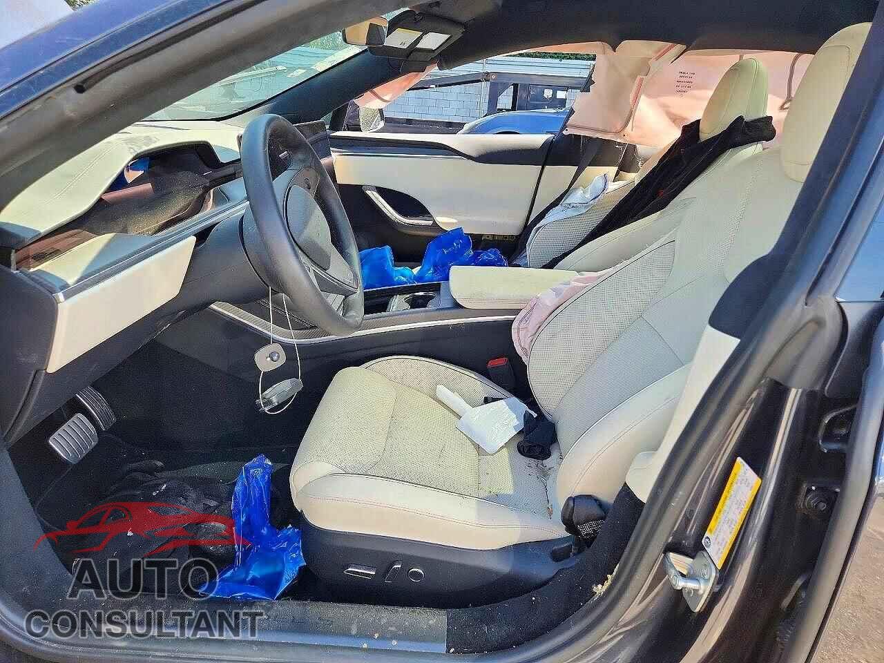 TESLA MODEL S 2023 - 5YJSA1E69PF527362