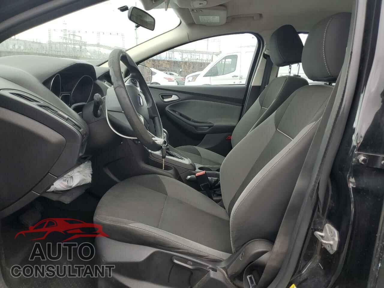 FORD FOCUS 2014 - 1FADP3F21EL176333