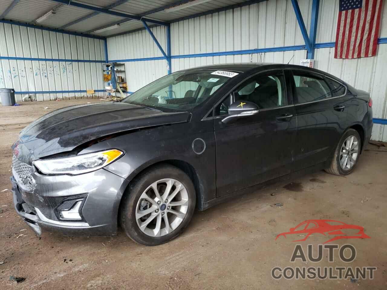 FORD FUSION 2019 - 3FA6P0SU5KR191994