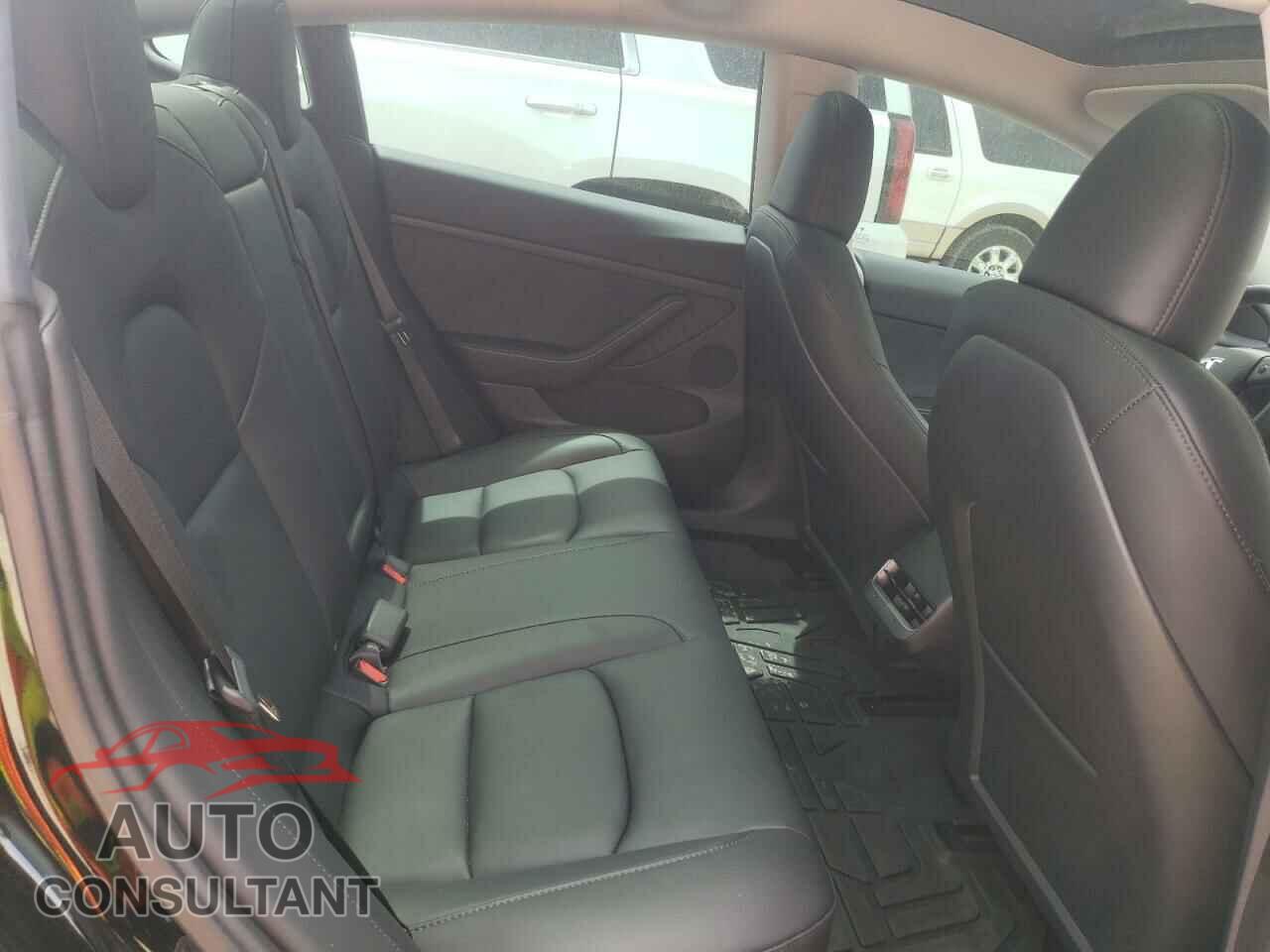 TESLA MODEL 3 2023 - 5YJ3E1EC5PF692582