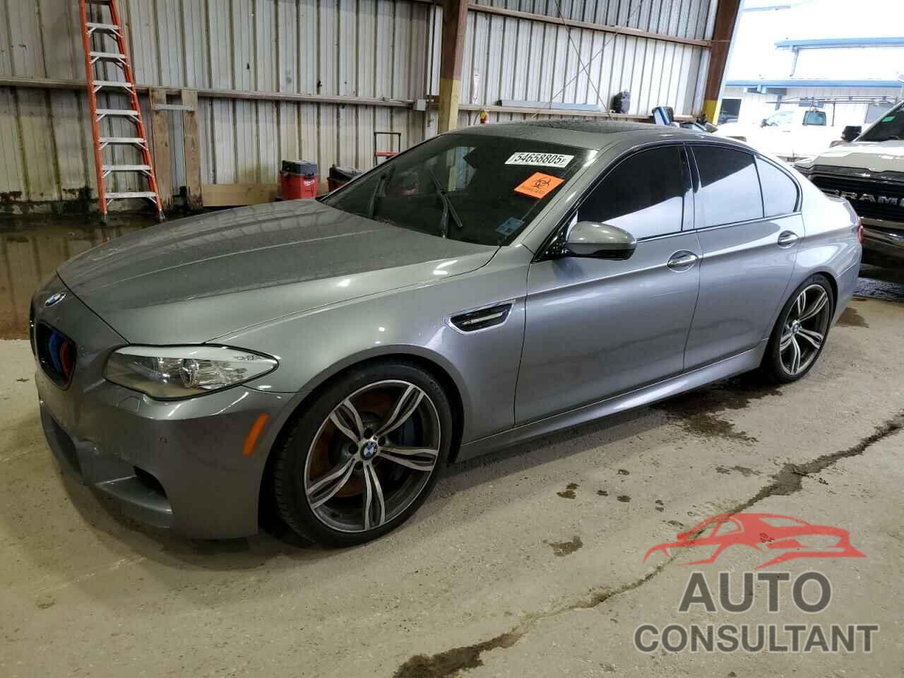 BMW M5 2013 - WBSFV9C50DC772924
