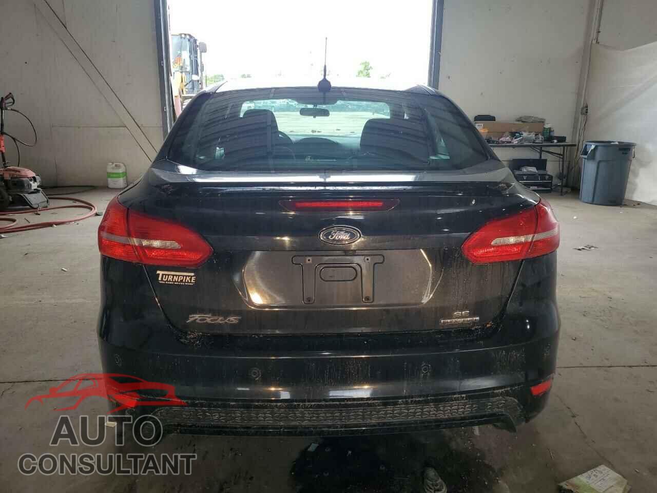 FORD FOCUS 2015 - 1FADP3F29FL274320