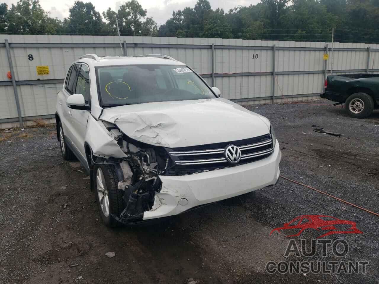 VOLKSWAGEN TIGUAN 2017 - WVGSV7AX3HK011598