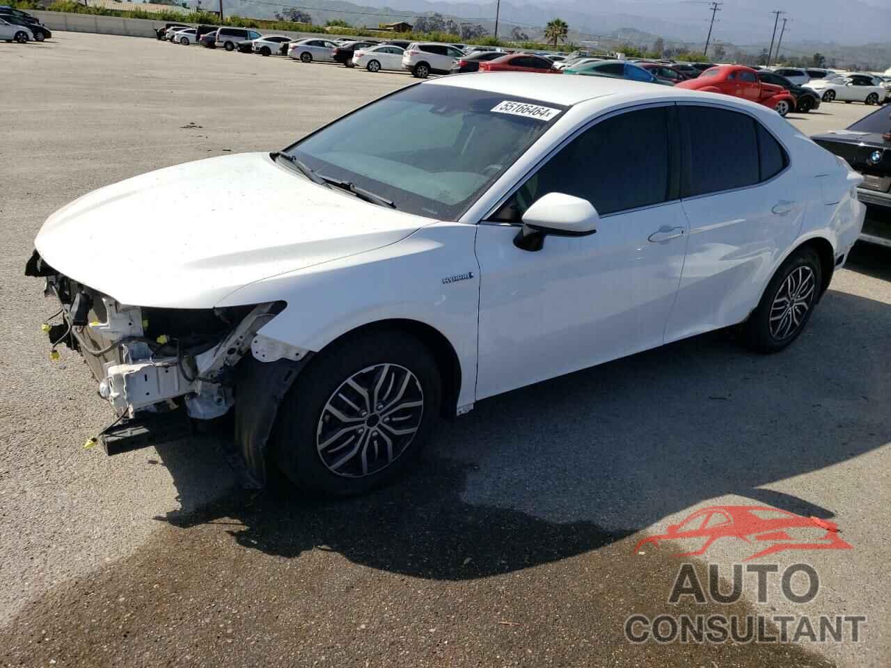 TOYOTA CAMRY 2018 - 4T1B31HK8JU001270