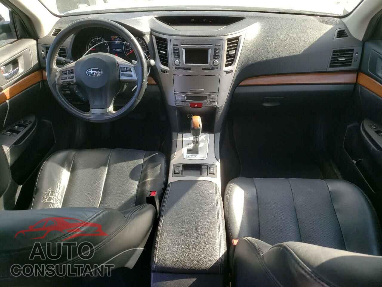 SUBARU OUTBACK 2014 - 4S4BRCLC4E3239977