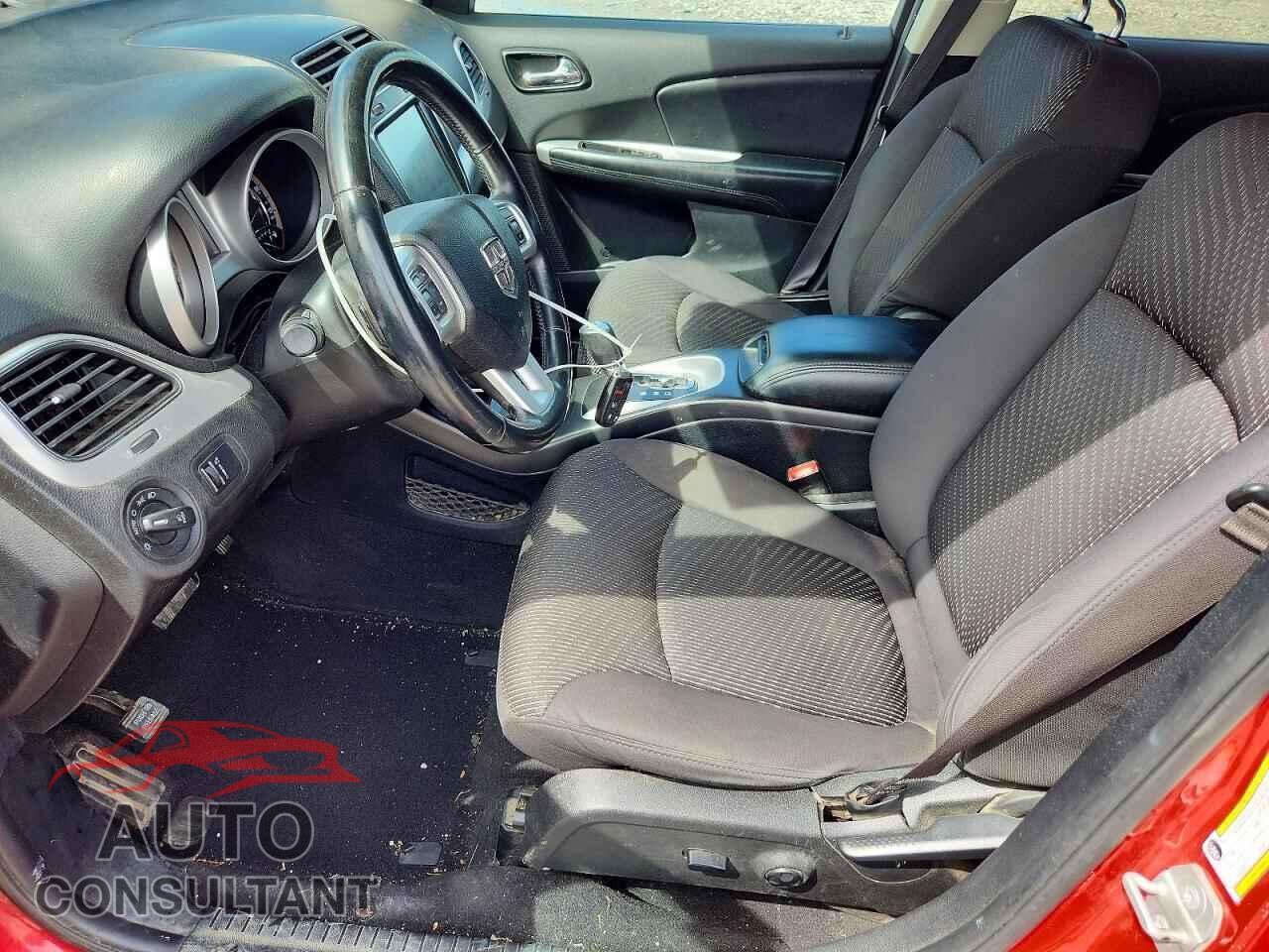 DODGE JOURNEY 2015 - 3C4PDCBB0FT573320