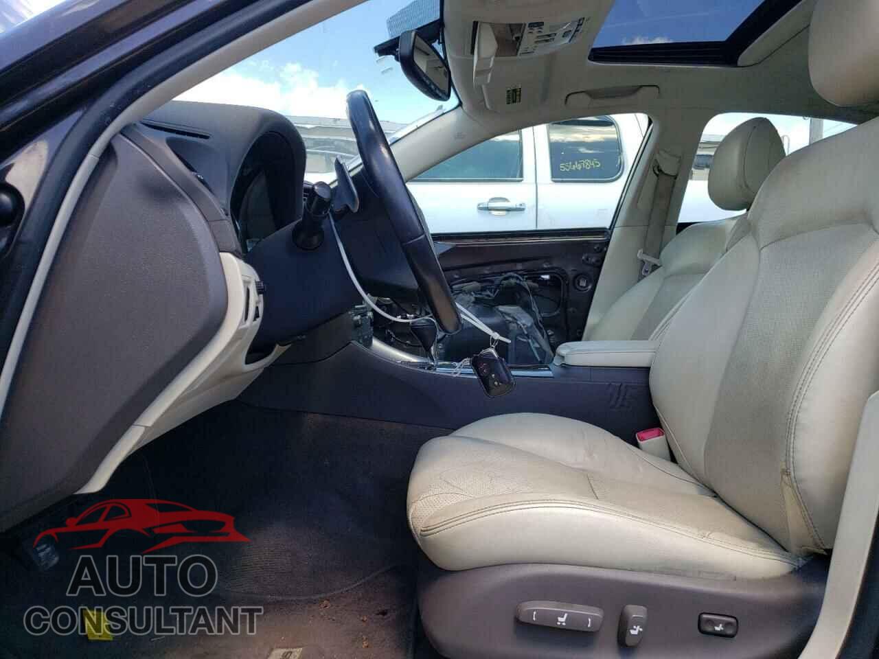 LEXUS IS 2012 - JTHCF5C23C5059992