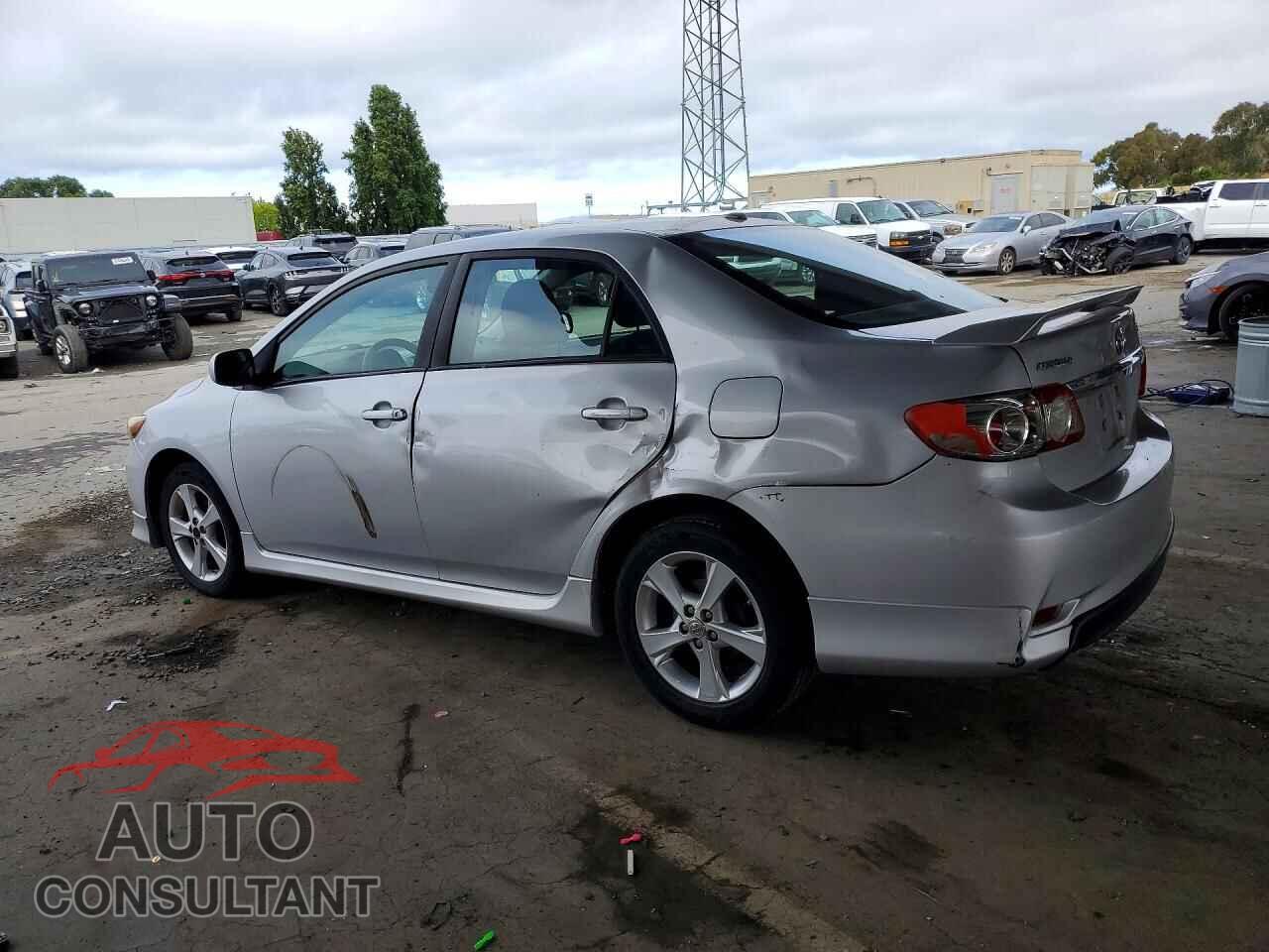 TOYOTA COROLLA 2011 - 2T1BU4EE3BC704193