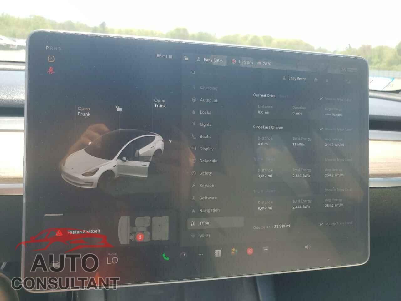 TESLA MODEL 3 2022 - 5YJ3E1EA9NF102167