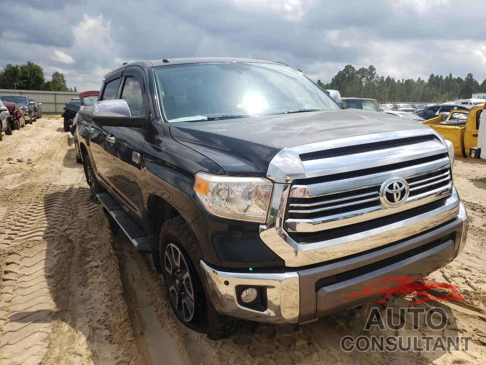 TOYOTA TUNDRA 2016 - 5TFAW5F13GX581012