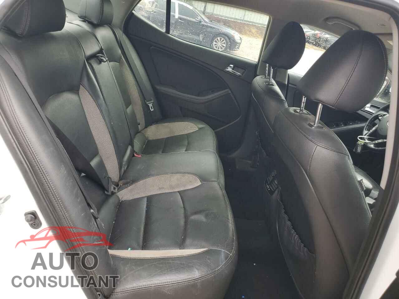 KIA OPTIMA 2012 - 5XXGR4A69CG011824