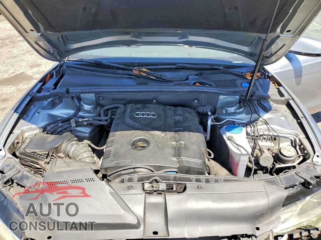 AUDI A5 2011 - WAUJFAFH3BN008411