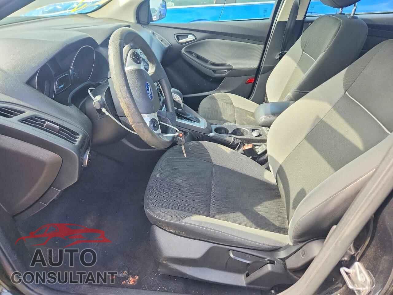 FORD FOCUS 2014 - 1FADP3F24EL434568