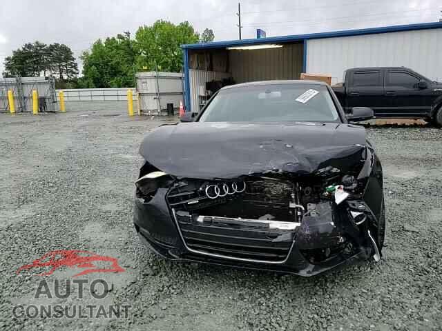 AUDI A5 2013 - WAULFAFR5DA065687