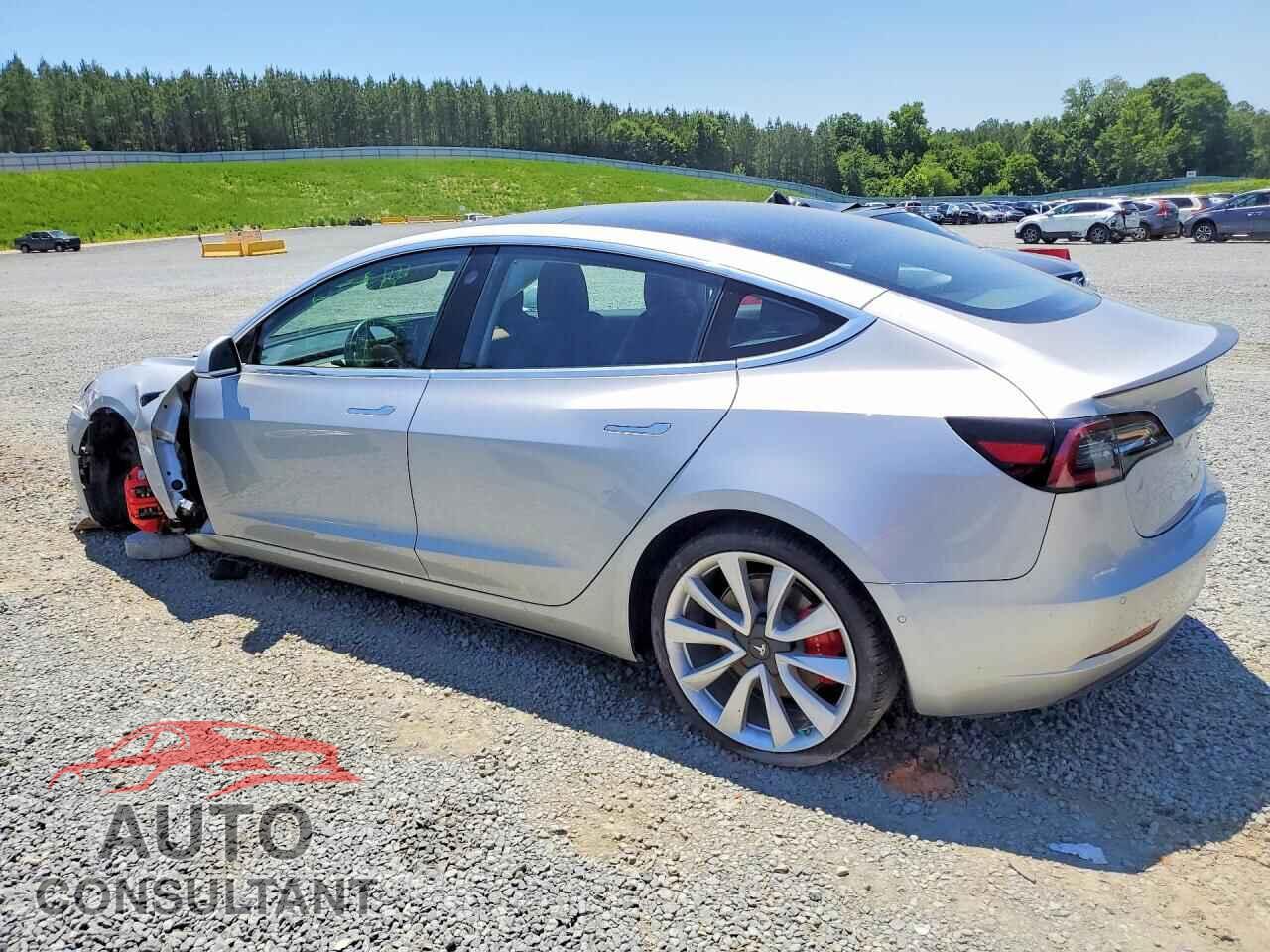 TESLA MODEL 3 2018 - 5YJ3E1EB7JF083329