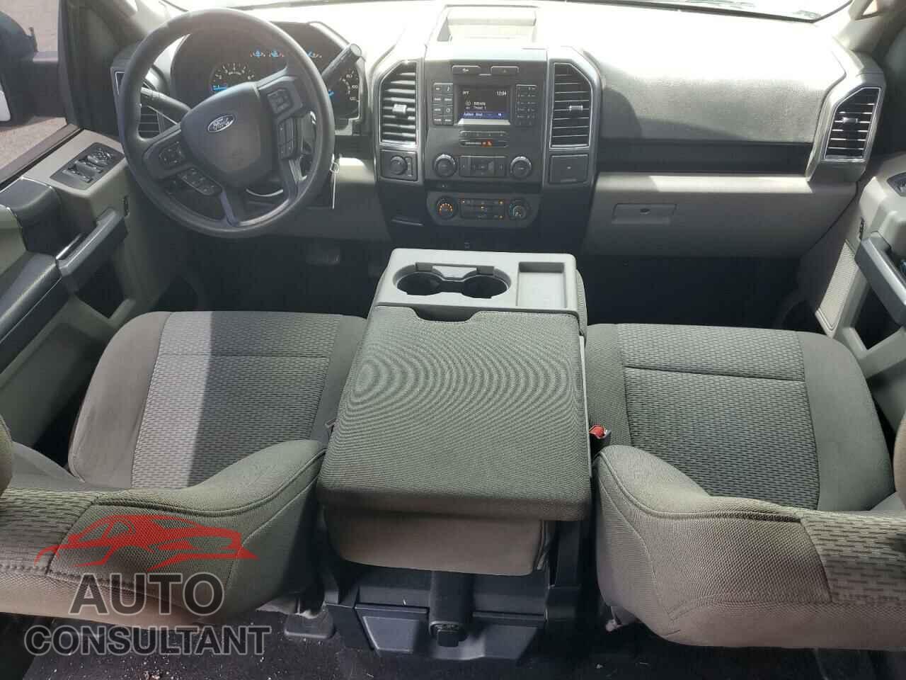 FORD F-150 2017 - 1FTEW1E83HFA87524