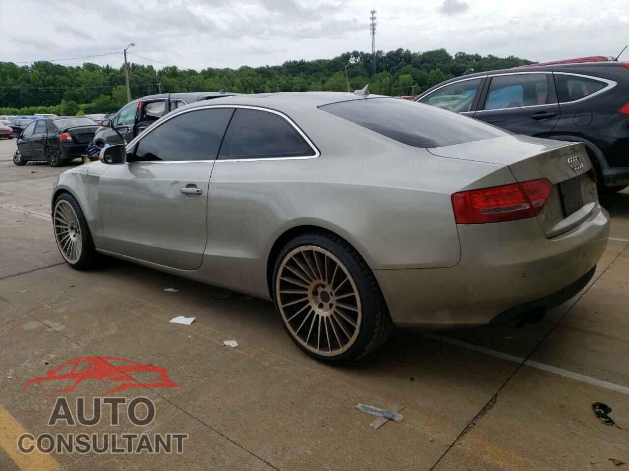AUDI A5 2011 - WAUVFAFR2BA027467