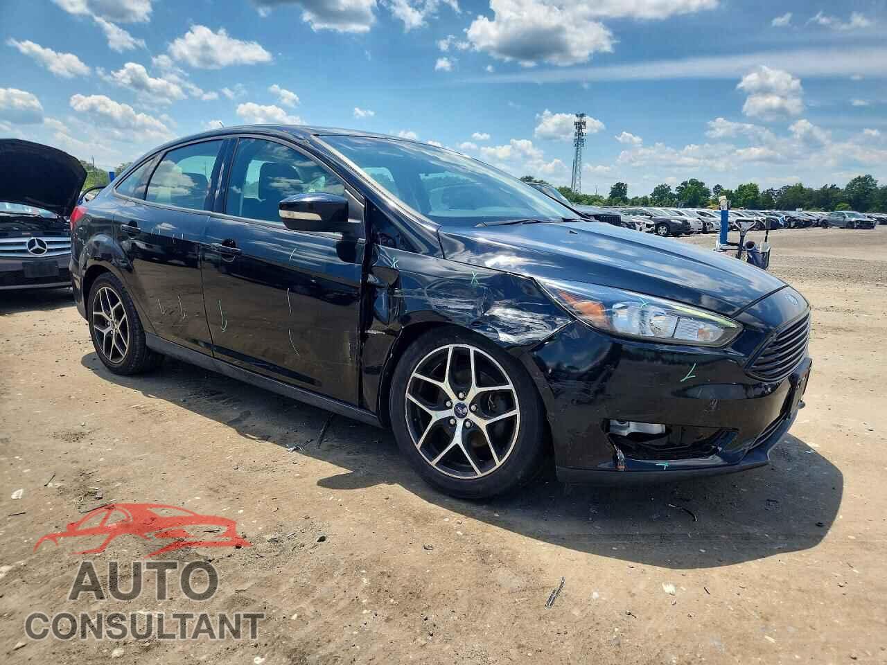 FORD FOCUS 2017 - 1FADP3FE5HL275865