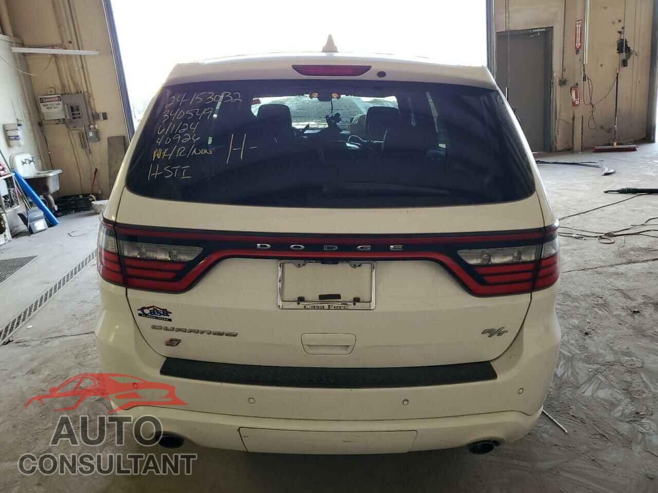 DODGE DURANGO 2018 - 1C4SDJCT7JC495810