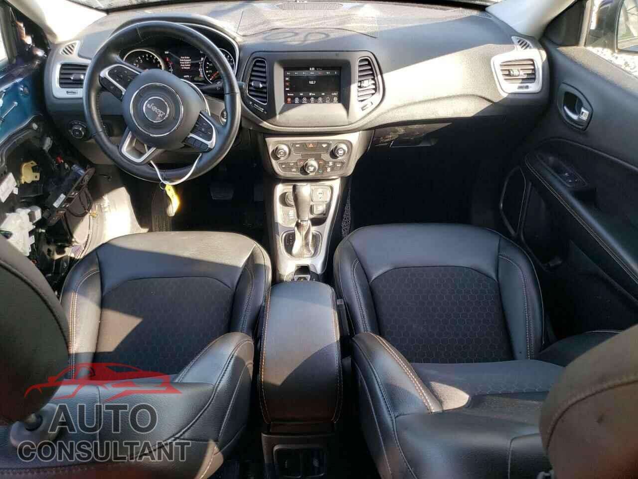 JEEP COMPASS 2019 - 3C4NJDBBXKT679256