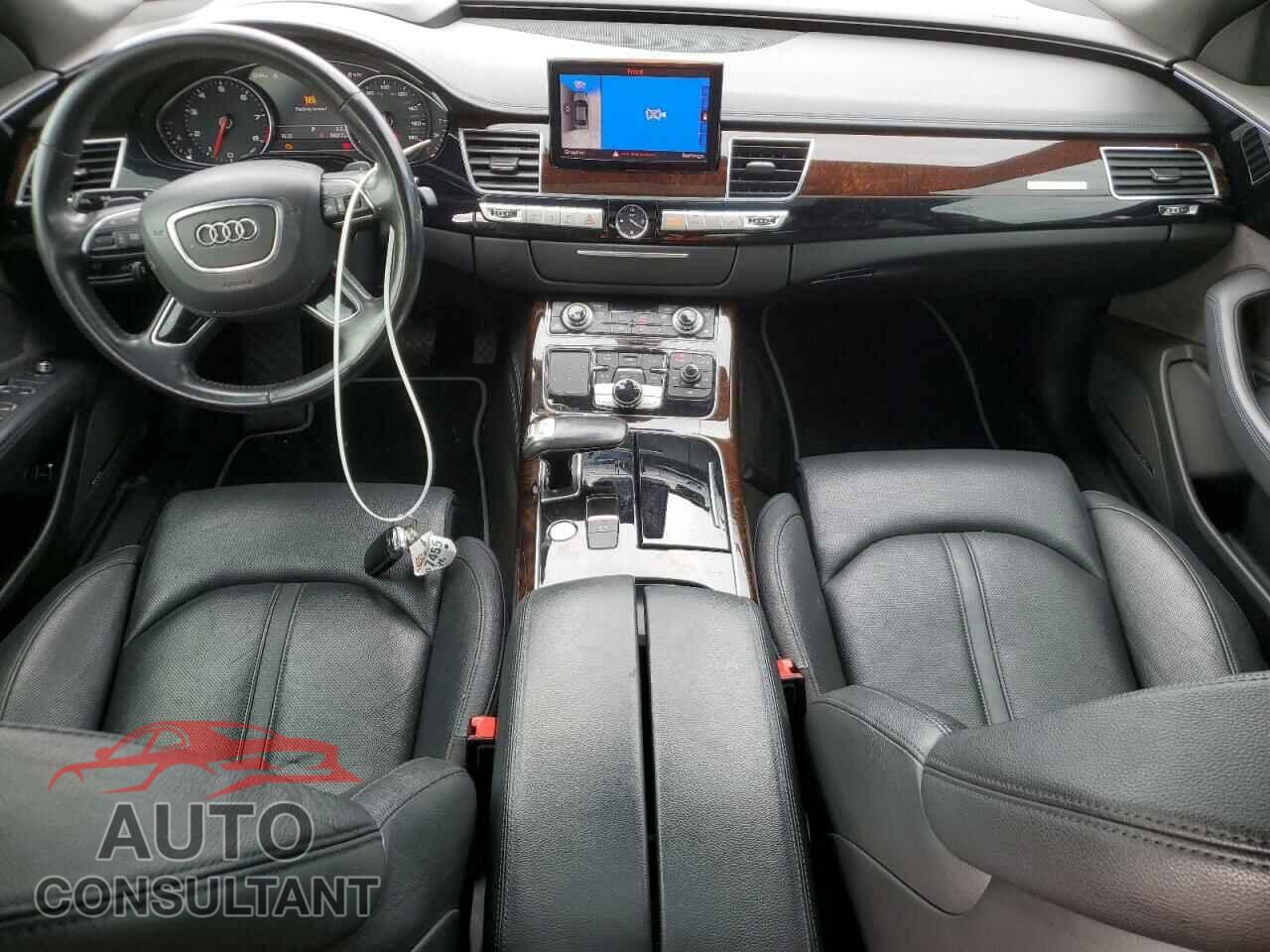 AUDI A8 2017 - WAU44AFD1HN009176
