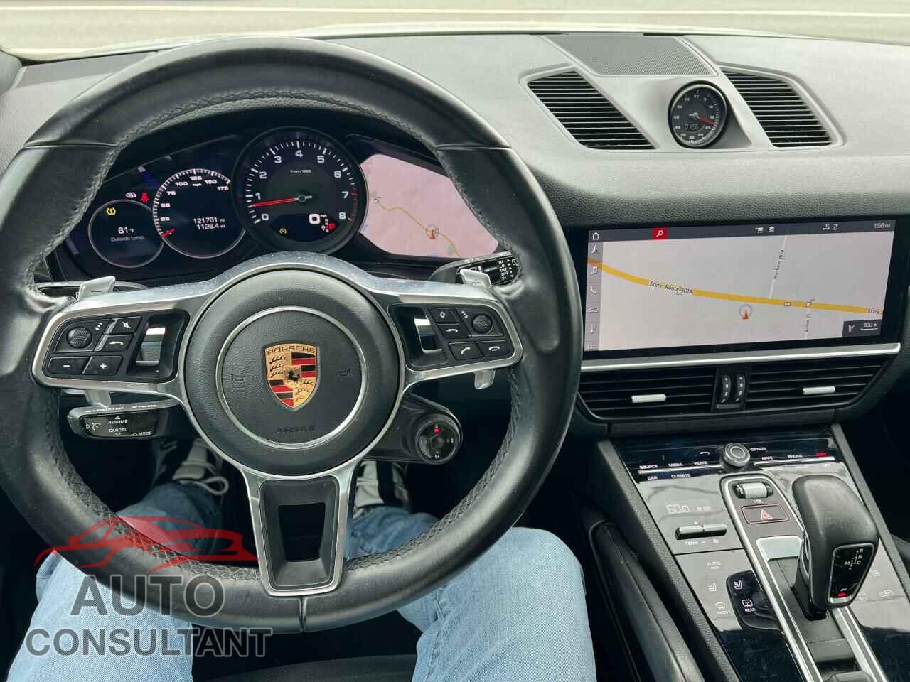 PORSCHE CAYENNE 2019 - WP1AA2AY8KDA14157