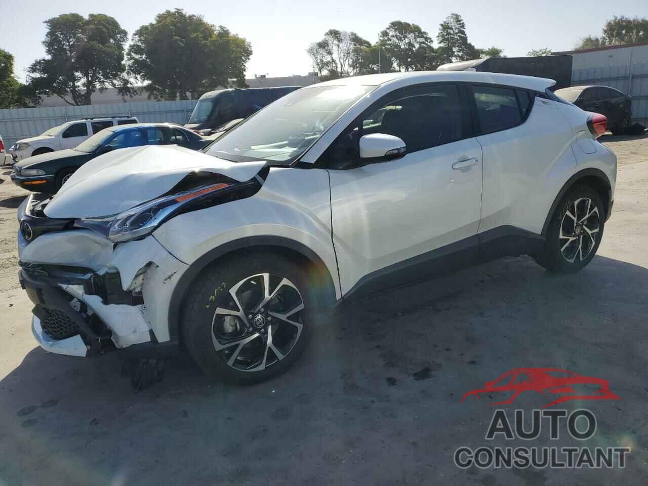 TOYOTA C-HR 2020 - JTNKHMBX7L1089580