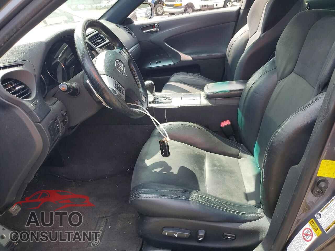 LEXUS IS 2013 - JTHBF5C20D5185286
